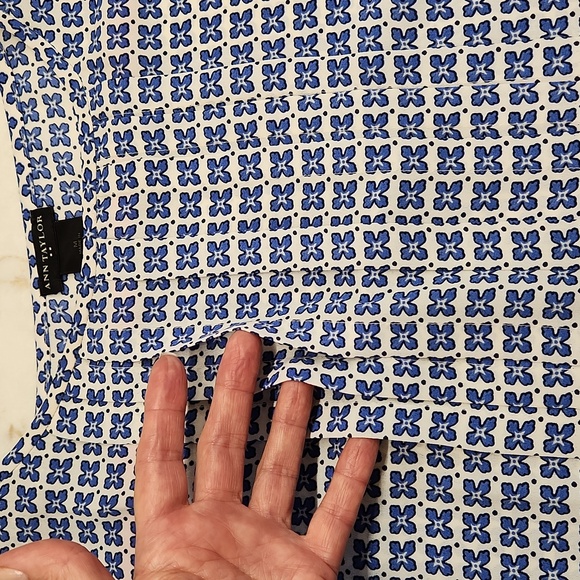 Ann Taylor Factory Top, White and Blue Pullover, Longsleeve Blouse, Medium - Picture 5 of 6